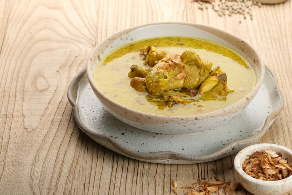 Cerita Di Balik Kepopuleran Opor Ayam Lebih Dari Sekadar Hidangan Lezat