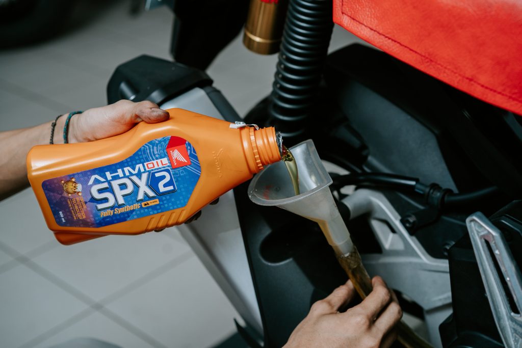 Fakta Penting Tentang Oli Motor Panduan Lengkap Untuk Performa Maksimal Kendaraan Anda